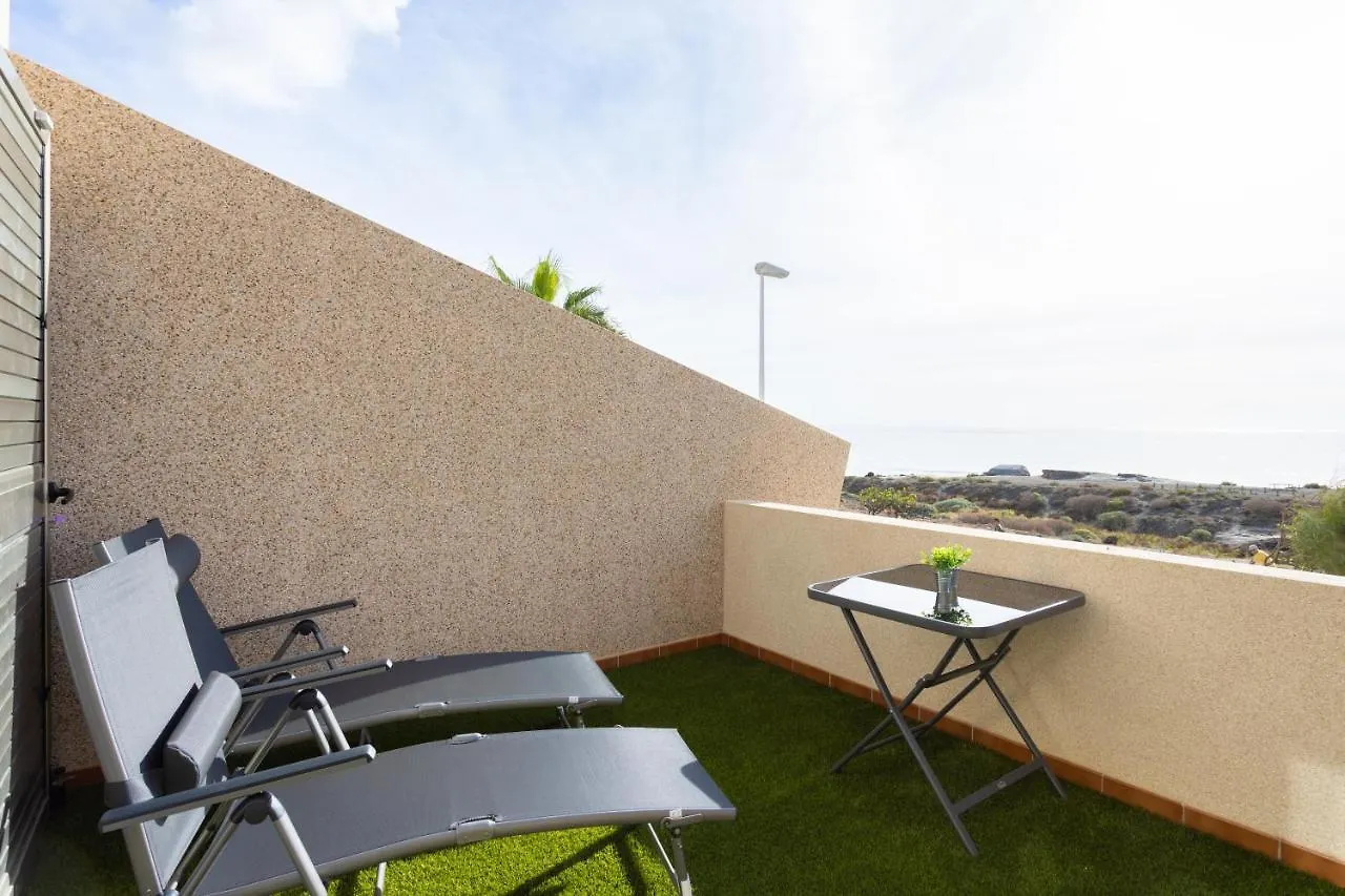 Apartment Ferienwohnung Family Sea View Townhouse El Médano Spanien